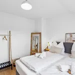 - 73m2-boxspringbett-neu Renoviert-kueche-sehr Ruhig *