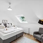 Appartement - 73m2-boxspringbett-neu Renoviert-kueche-sehr Ruhig *