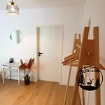 Appartement - 73m2-boxspringbett-neu Renoviert-kueche-sehr Ruhig *