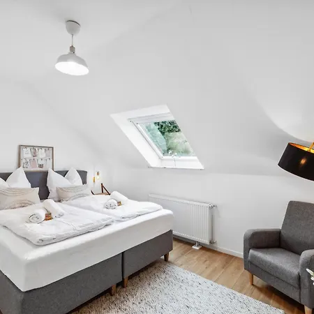 Lägenhet - 73m2-boxspringbett-neu Renoviert-kueche-sehr Ruhig *