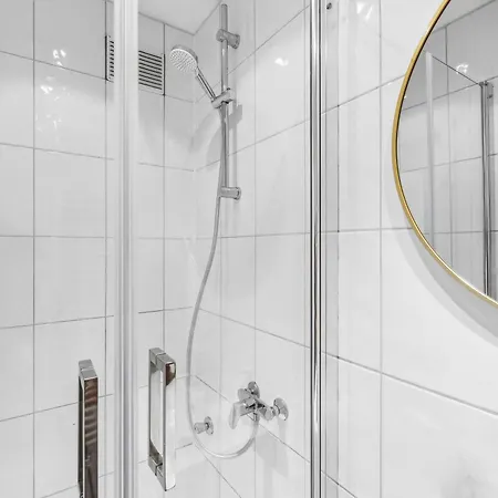 Chalet-klimatisiert-boxspringbett-renoviert-kueche-sehr Ruhig