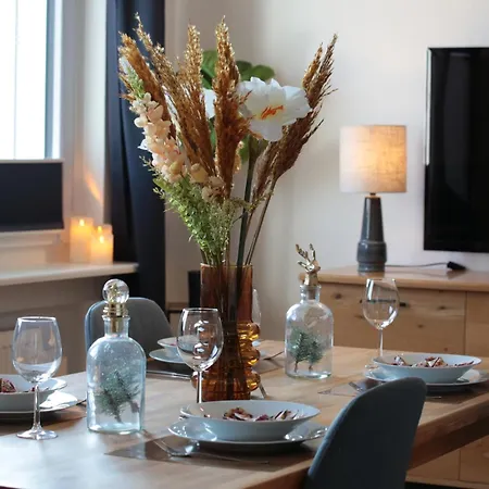 Chalet-klimatisiert-boxspringbett-renoviert-kueche-sehr Ruhig * Bochum