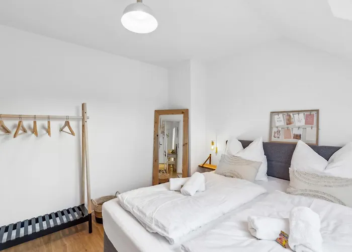 - 73m2-boxspringbett-neu Renoviert-küche-sehr Ruhig *