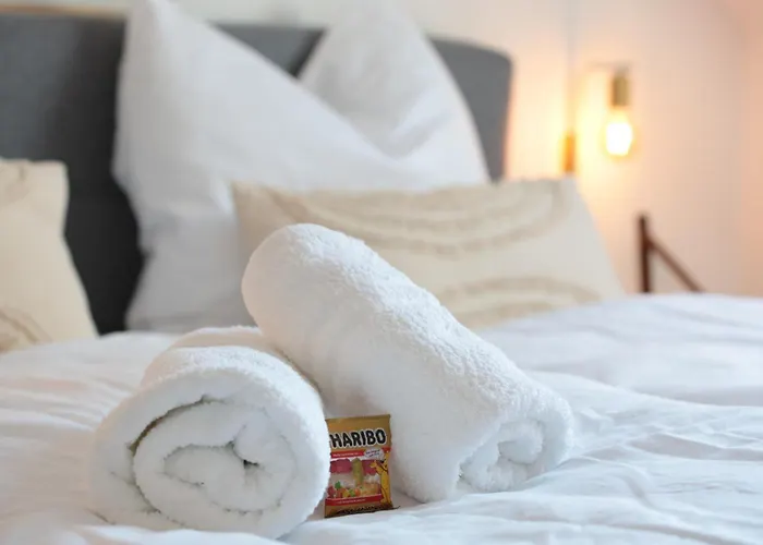 - 73m2-boxspringbett-neu Renoviert-kueche-sehr Ruhig 아파트