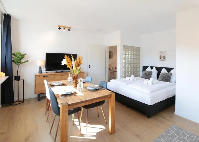 - 73m2-boxspringbett-neu Renoviert-kueche-sehr Ruhig 보훔